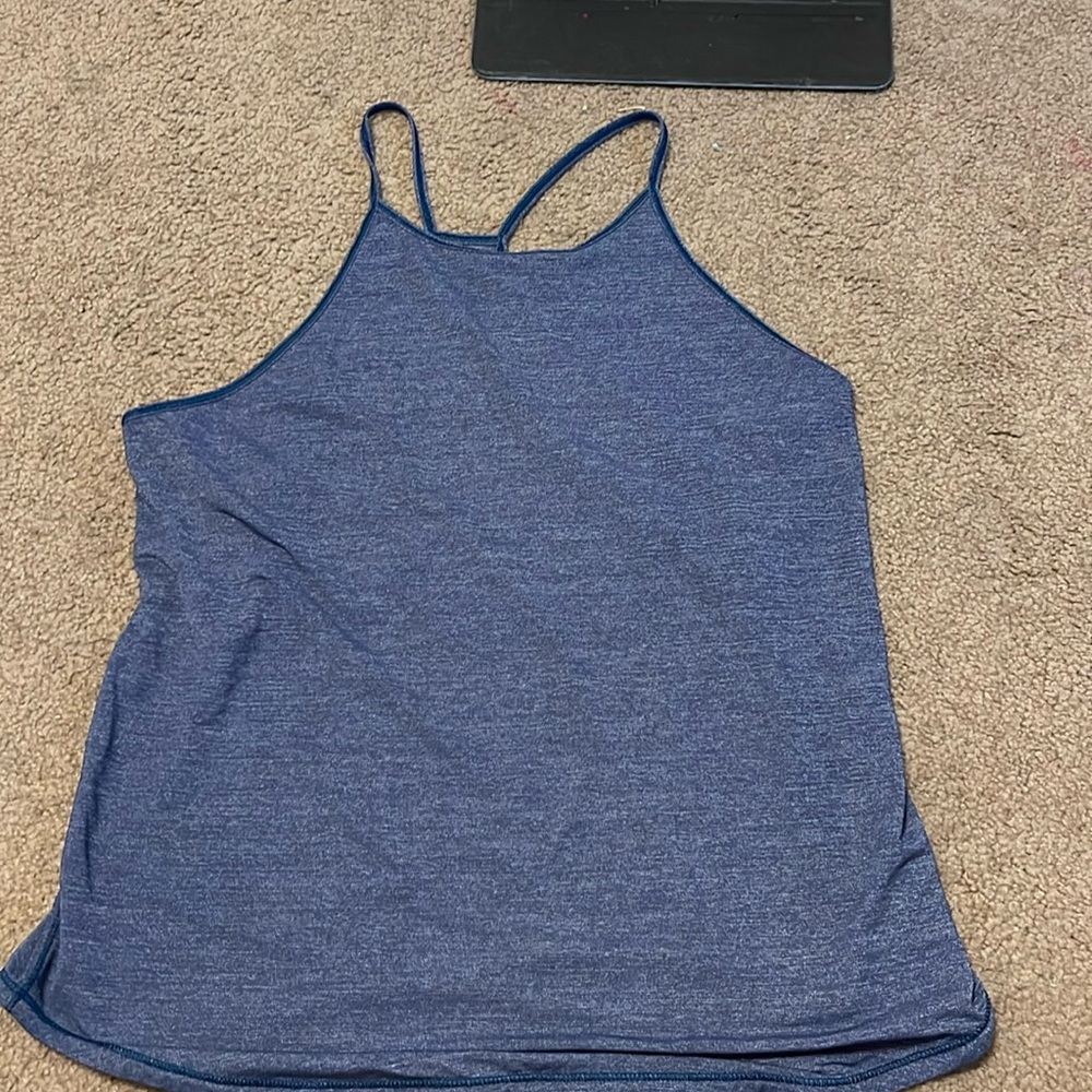 Size medium lululemon tank top